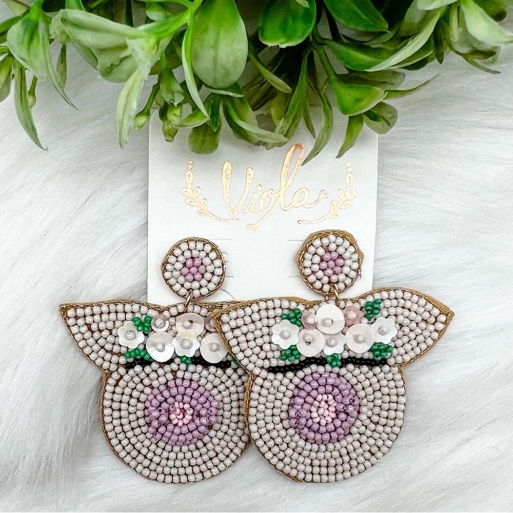 Beaded Piggy Earrings 🐷